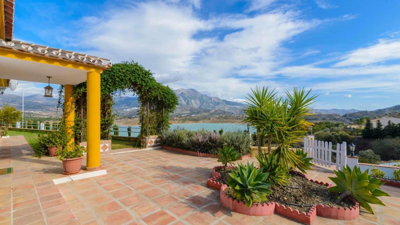 Casa Rocio Y Paloma Vinuela By Ruralidays Villa Luaran gambar