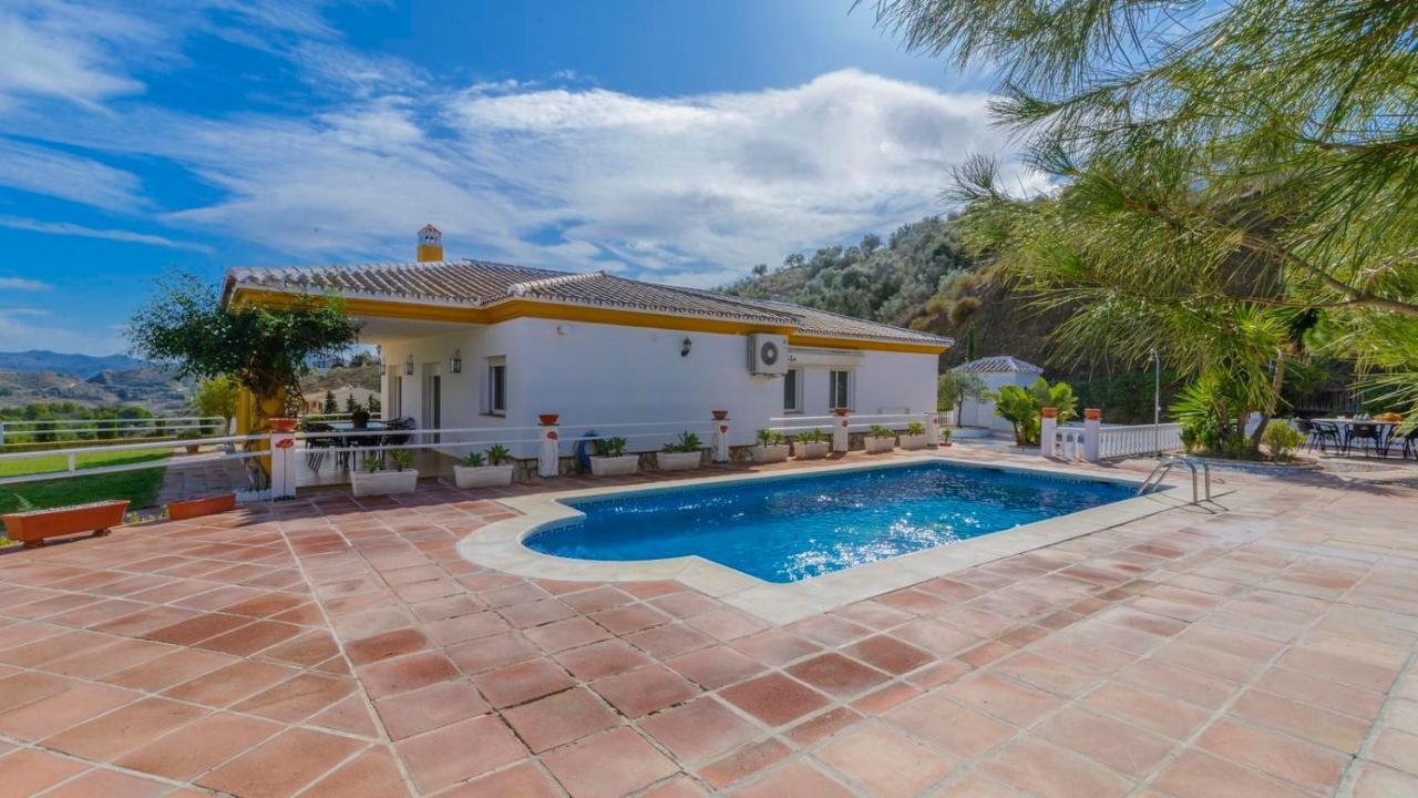 Casa Rocio Y Paloma Vinuela By Ruralidays Villa Luaran gambar
